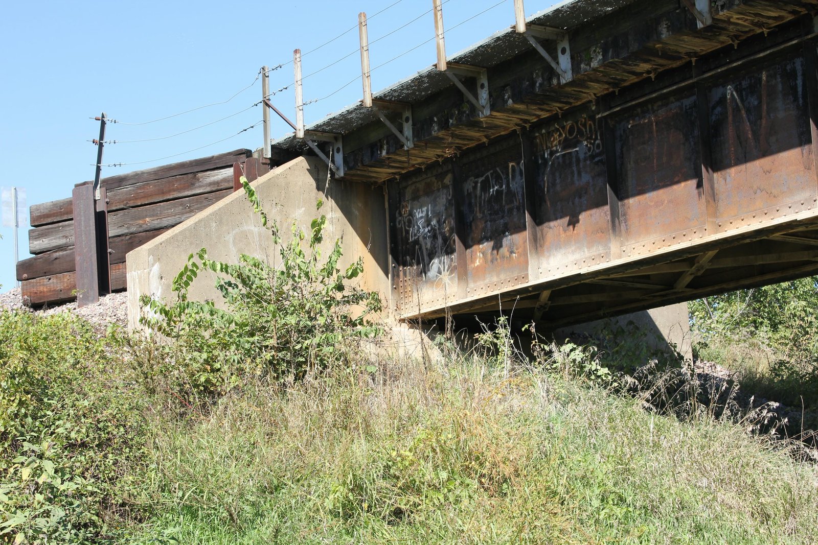 North abutment